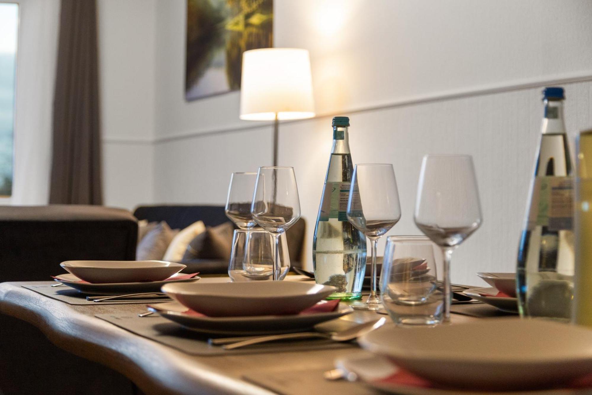 Vinful: Premium-Apartment Mit Balkon Und Parkplatz 鲁尔河畔米尔海姆 外观 照片